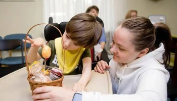 Православные добровольцы будут поздравлять нуждающихся с Пасхой по всей России