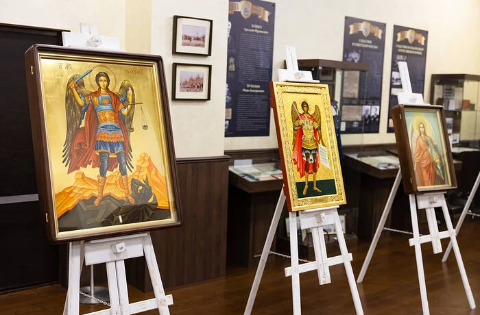 Иконы Архангела Михаила, небесного покровителя ведомства