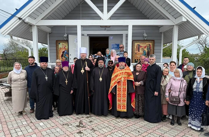 Иерарх Антиохийской ПЦ епископ Сафитский Димитрий посетил храмы города Мариуполя